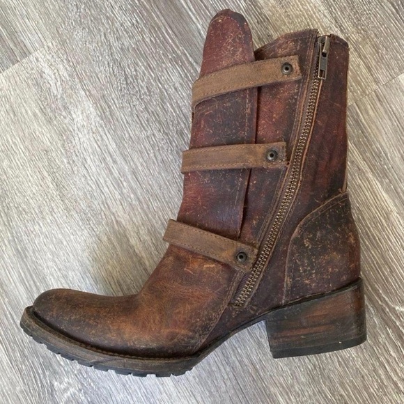 Freebird by Steven Shoes - Freebird Apex Sz 8 100% Cow Hide leather